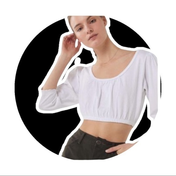Urban Outfitters UO Maleia Puff Sleeve Cropped Top - Picture 2 of 10